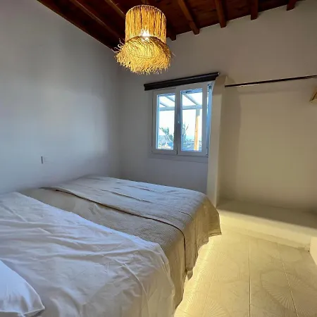 Lux Mykonos House Agios Stefanos (Mykonos)